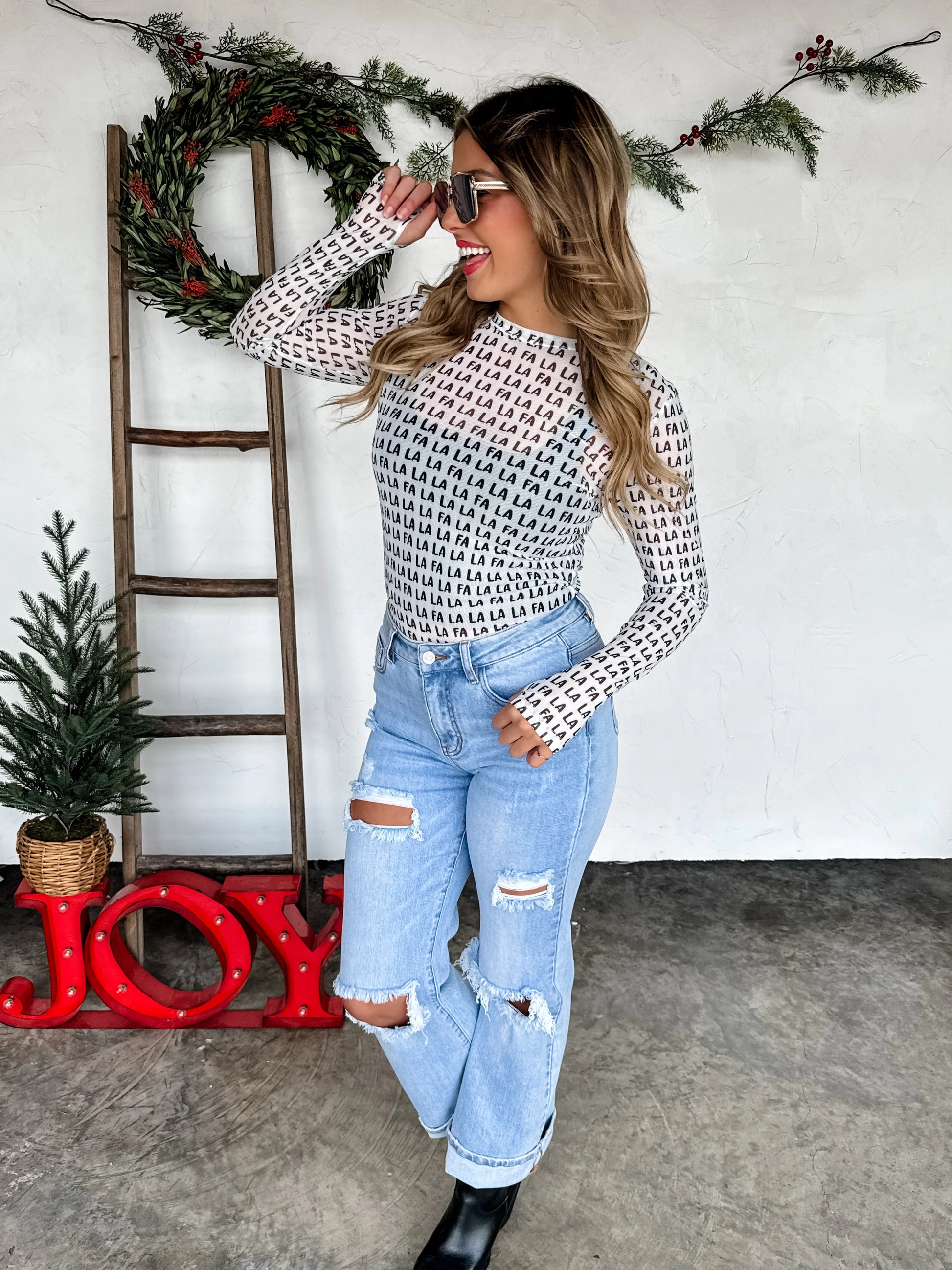 PREORDER - ASHLAND STRAIGHT LEG DISTRESSED JEANS