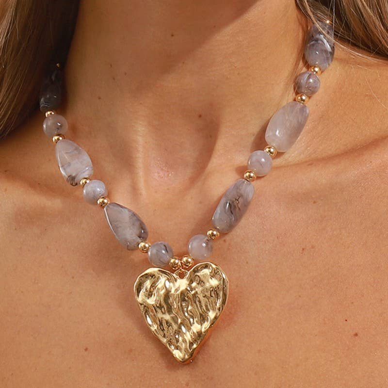 Hammered Heart Pendant Resin Beaded Necklaces | 40NK9662: Grey