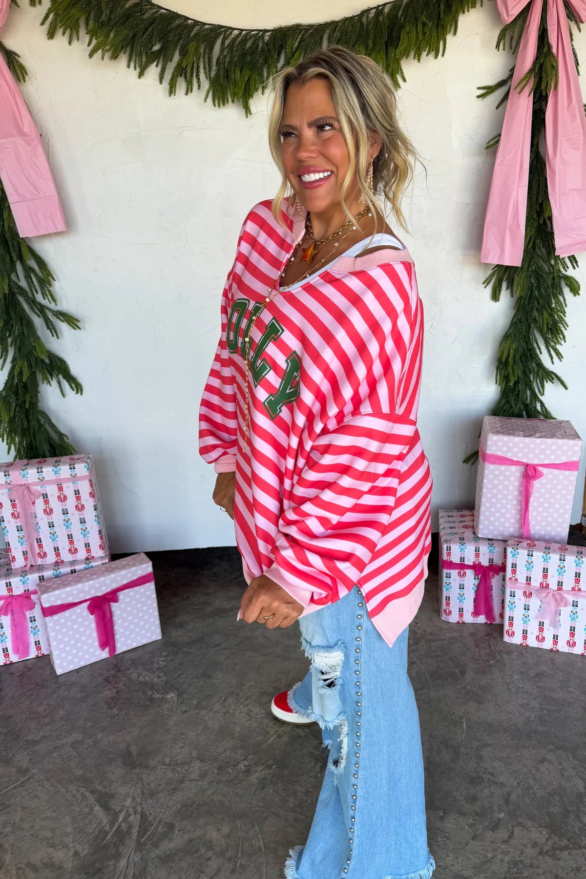 PREORDER- JOLLY & MERRY OVERSIZED PULLOVER