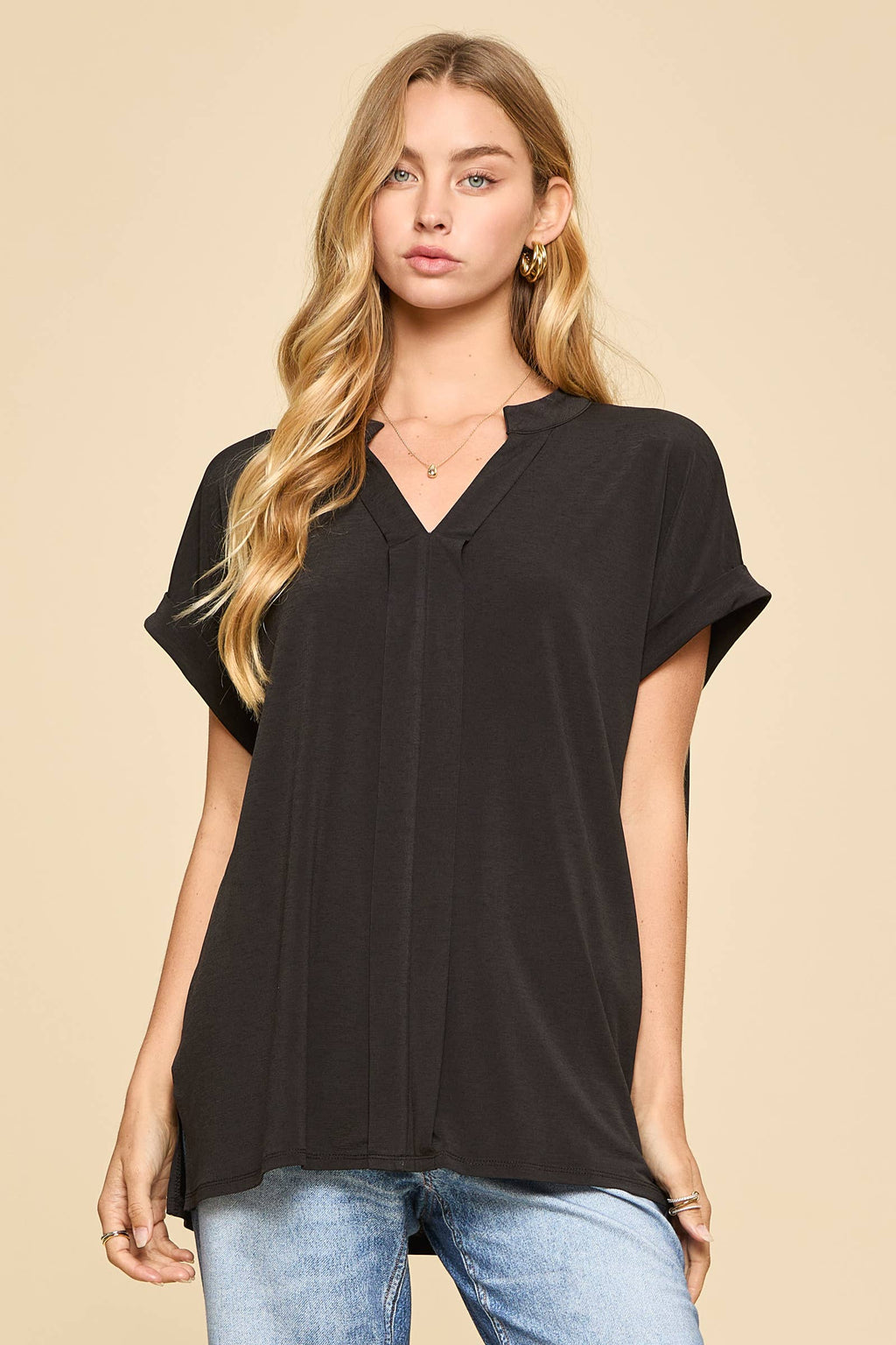 Wrinkle-Free Pleated Lizzy Blouse: Black