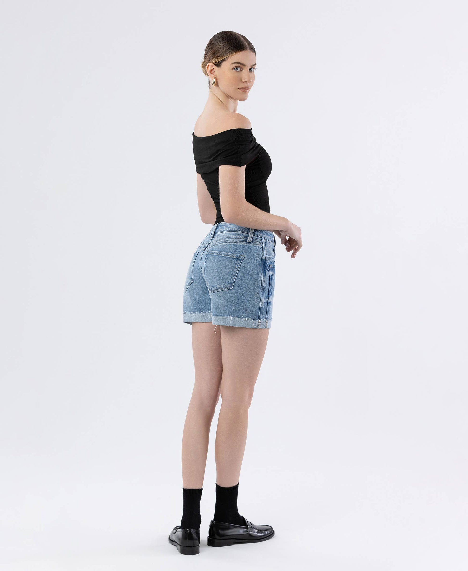 HIGH RISE DOUBLE FRONT POCKET CUFF SHORTS: GODS PLAN