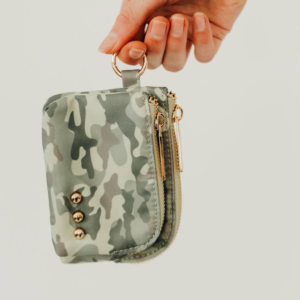 Nylon Cameron Clippable Double Zip Card Wallet: Cream