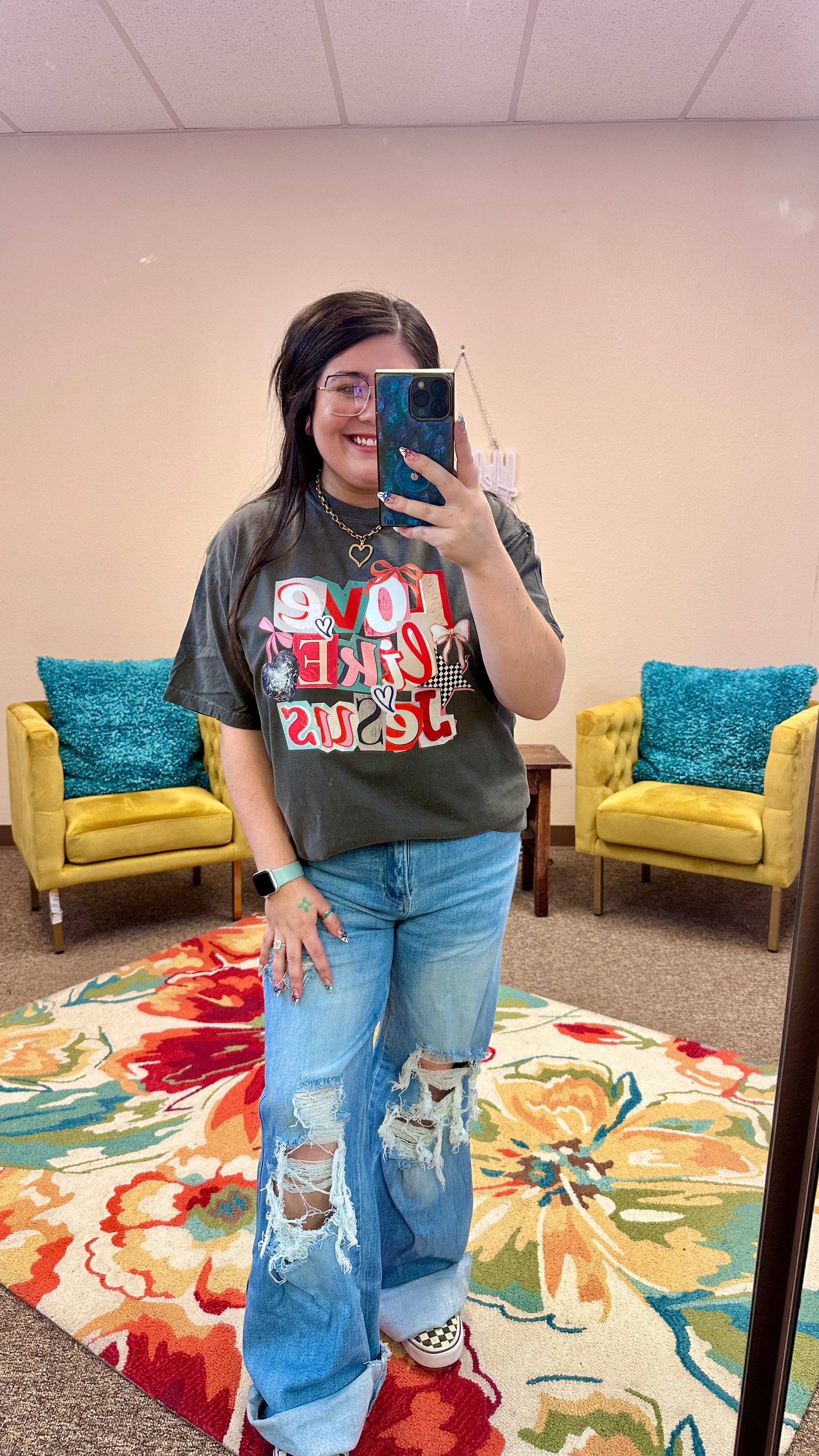 Love Like Jesus Graphic T-Shirt