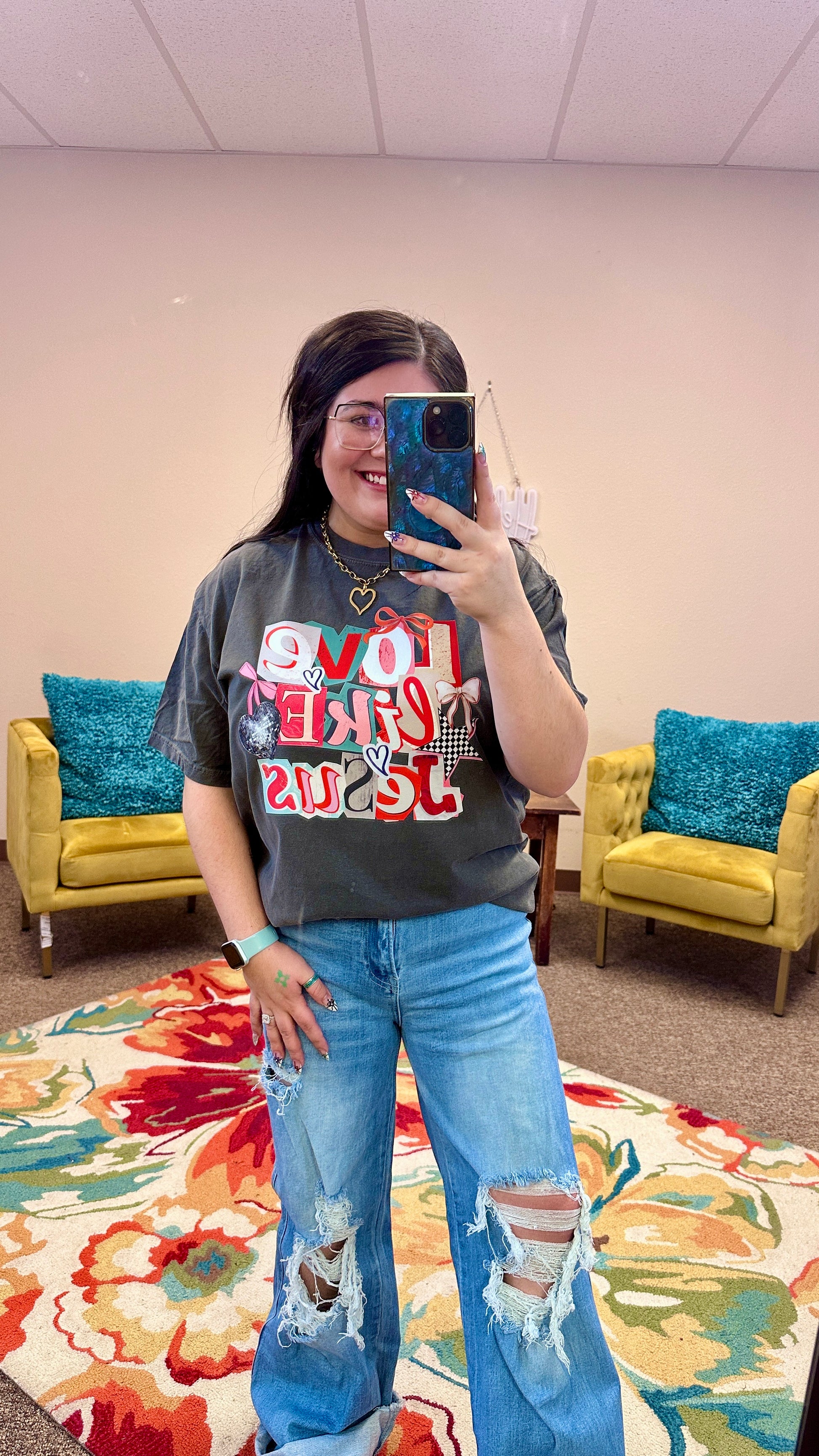 Love Like Jesus Graphic T-Shirt