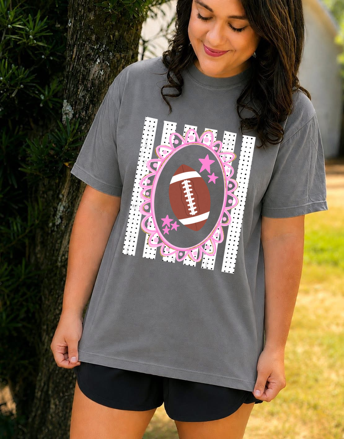 QueenofFootballGraphicT-shirt