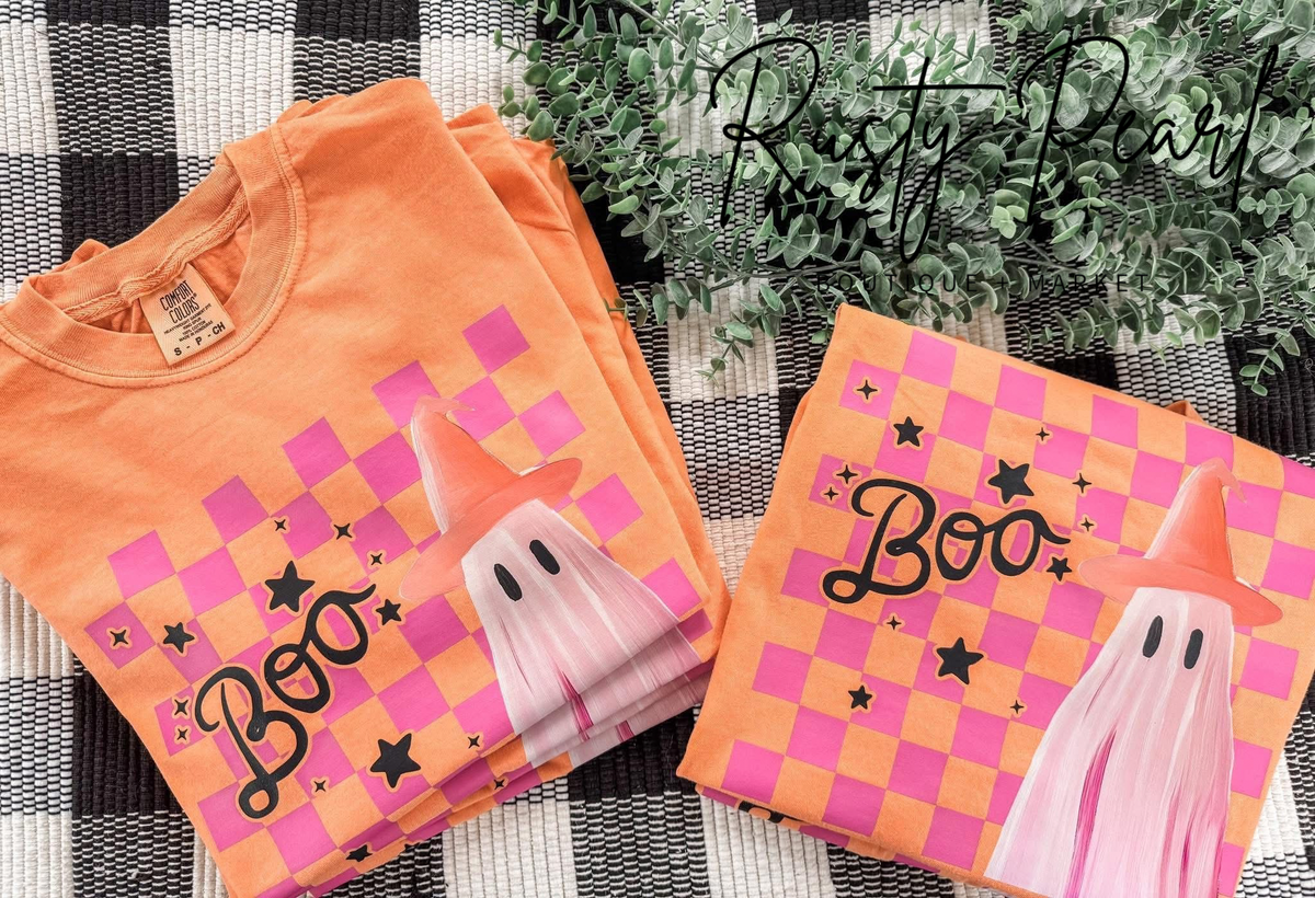 Fab-BOO-lous Tee – Comfort Colors T-Shirt