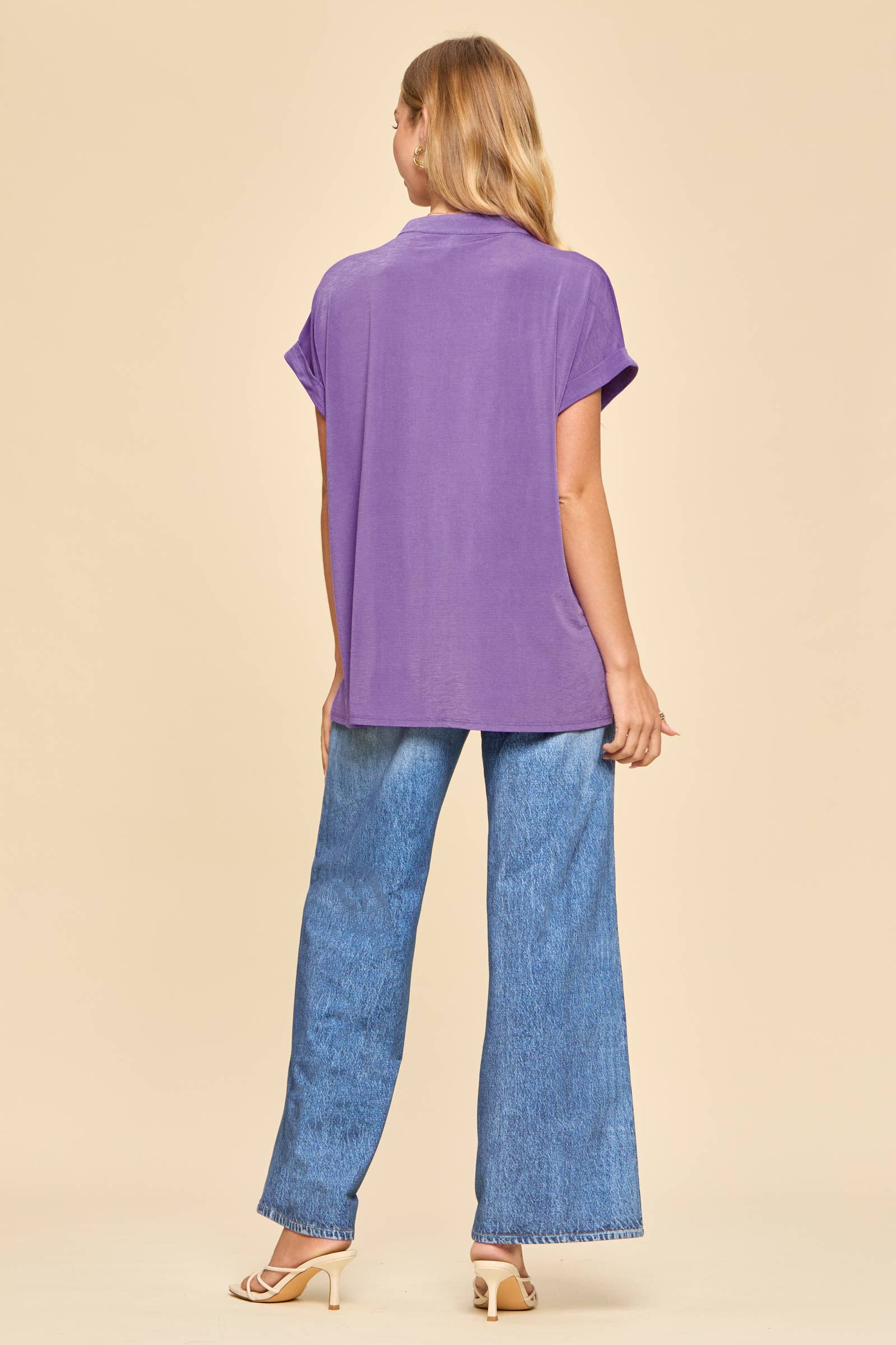 Wrinkle-Free Pleated Lizzy Blouse: Violet Splash