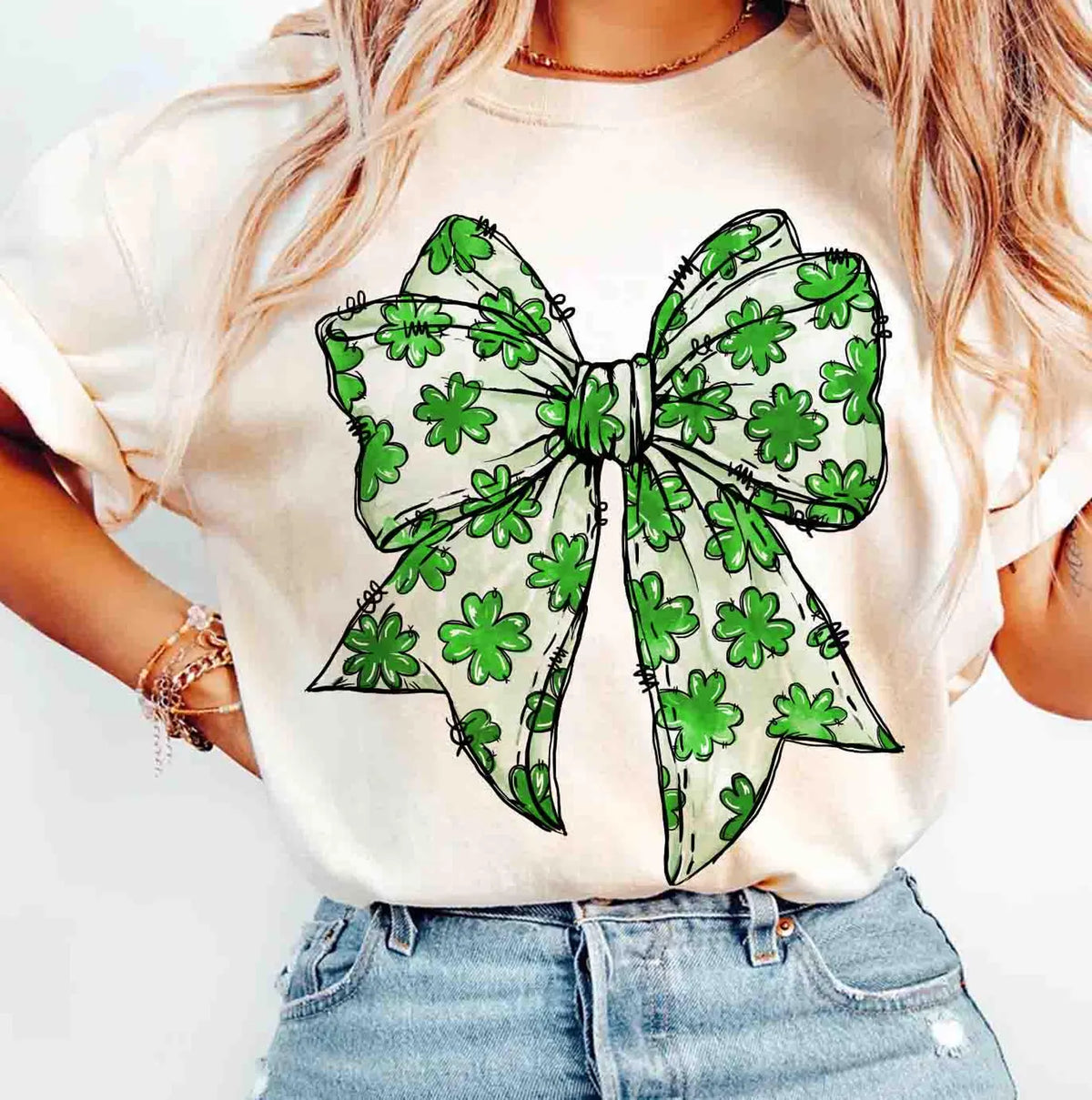 Four Leaf Clover Bow Graphic T-Shirt