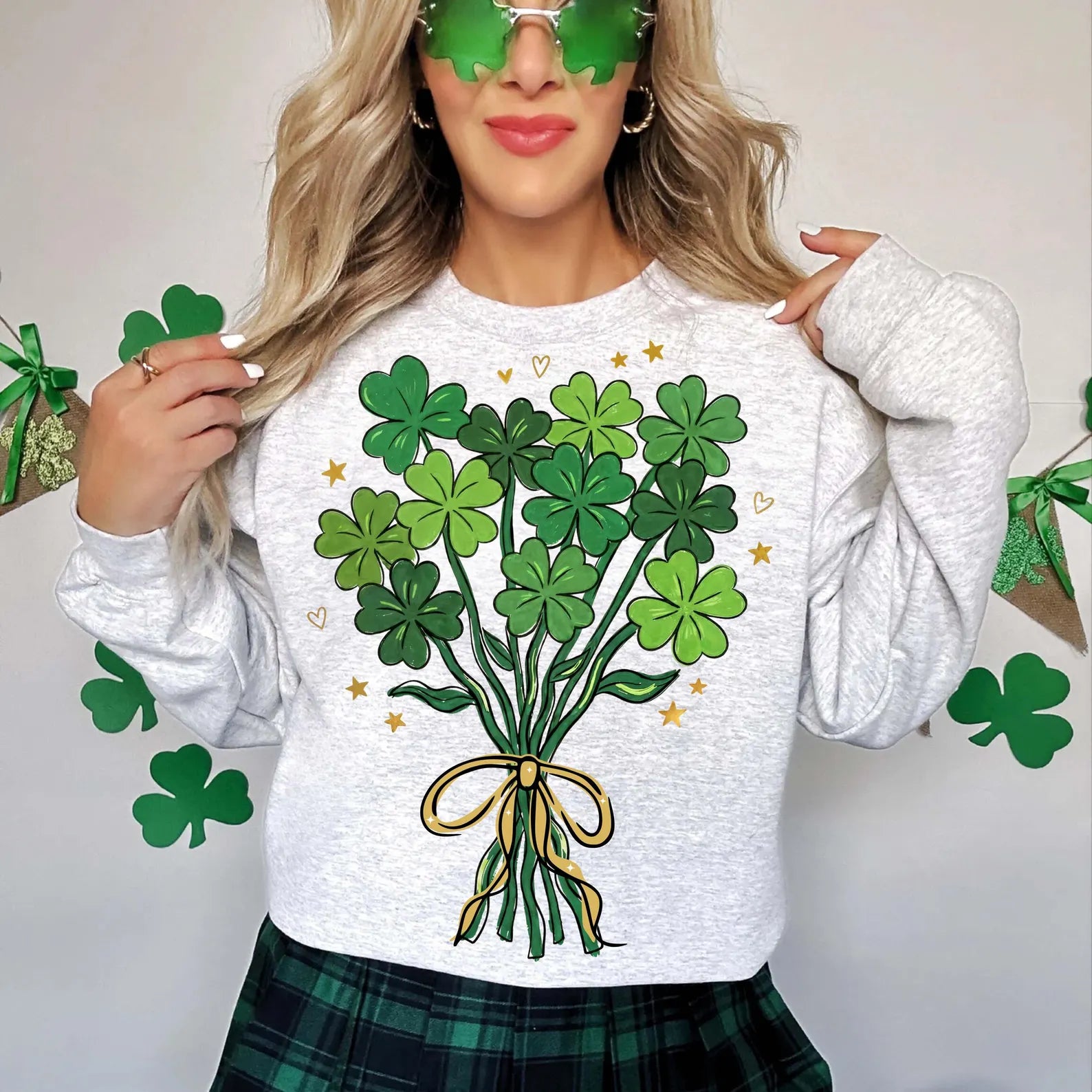 Four Leaf Clover Bouquet Graphic T-Shirt