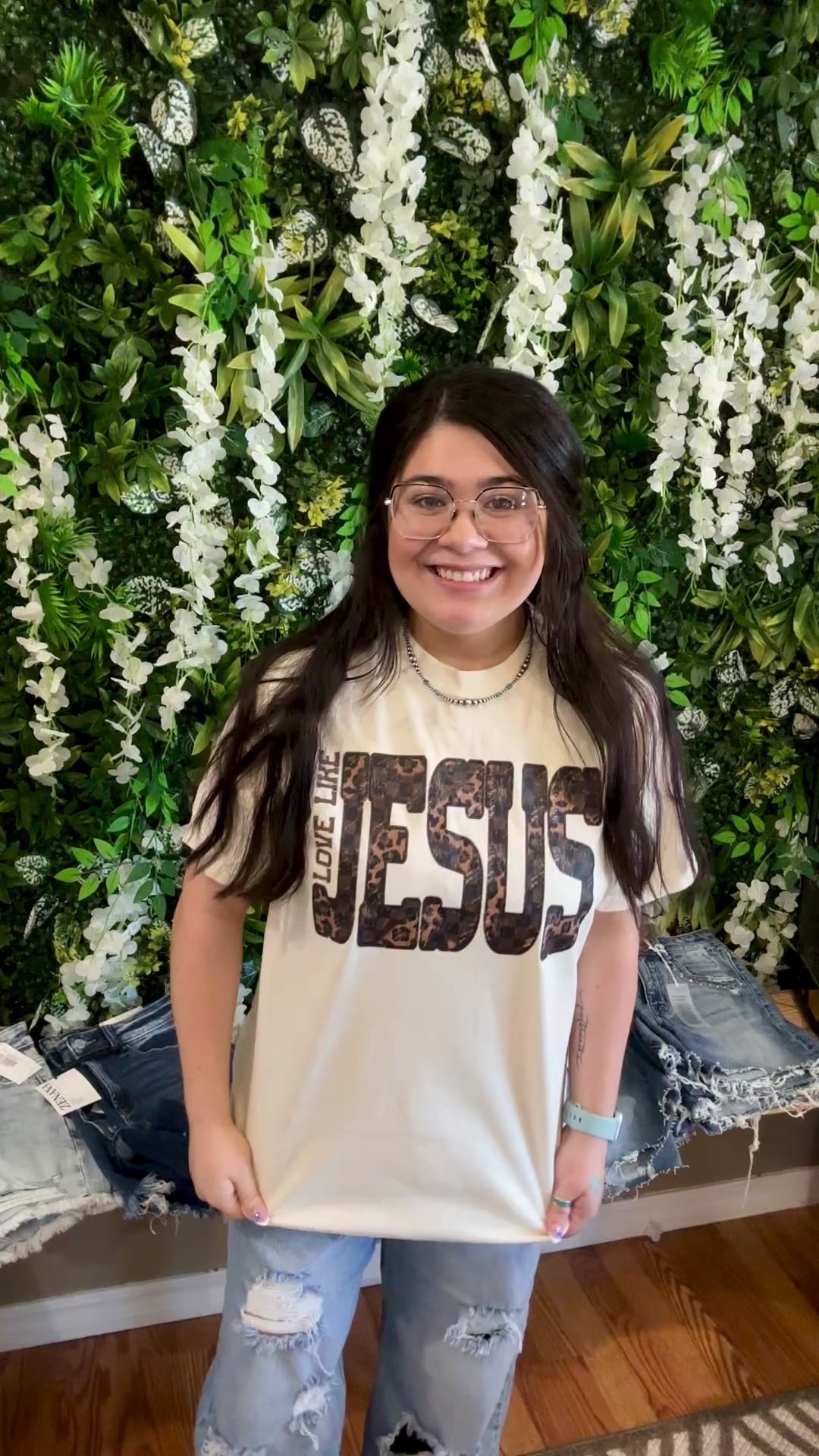 Love Like Jesus Graphic T-Shirt