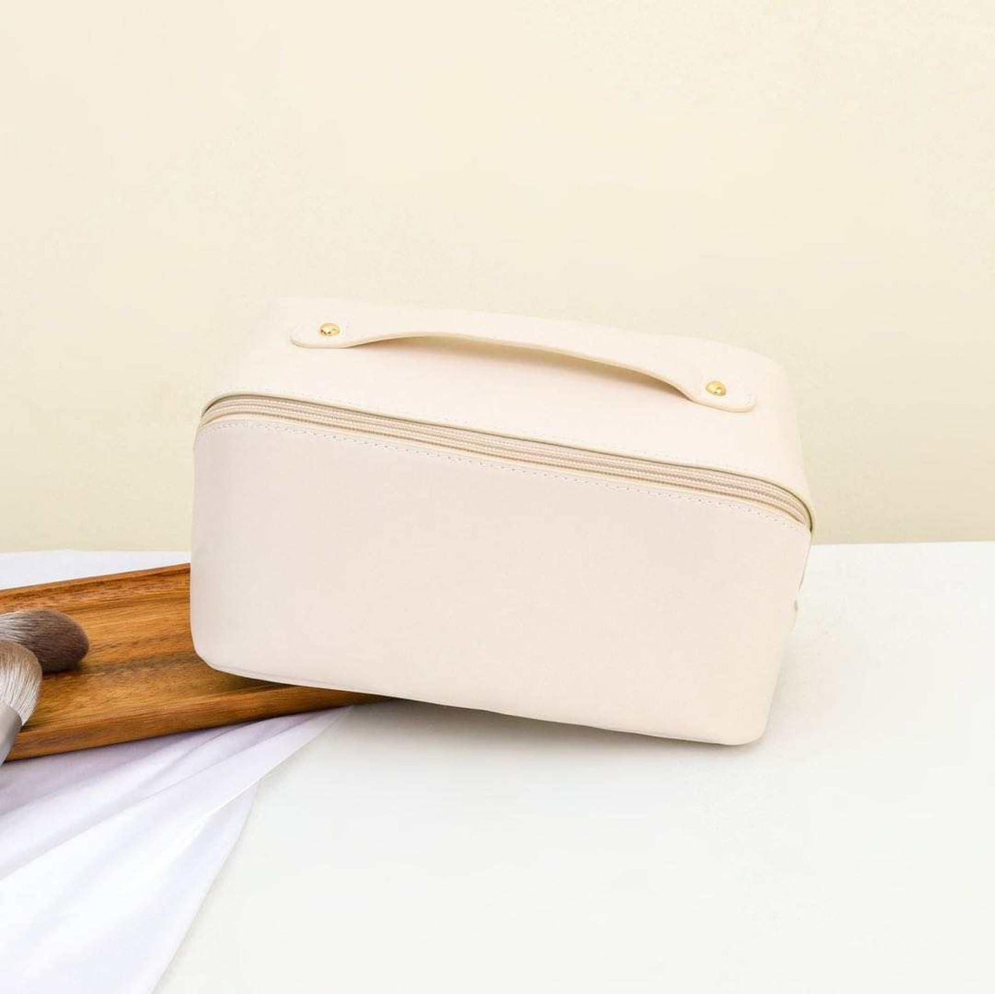 Makeup Travel Bag - TRENDING